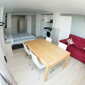Apartment Modern & Stylish Loft With Breathtaking Views Free Wifi - Close To The Sea, Málaga
